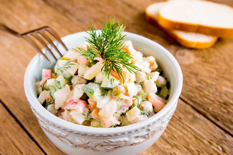 Insalata russa - fonte_Canva - dentrolanotiziabreak.it