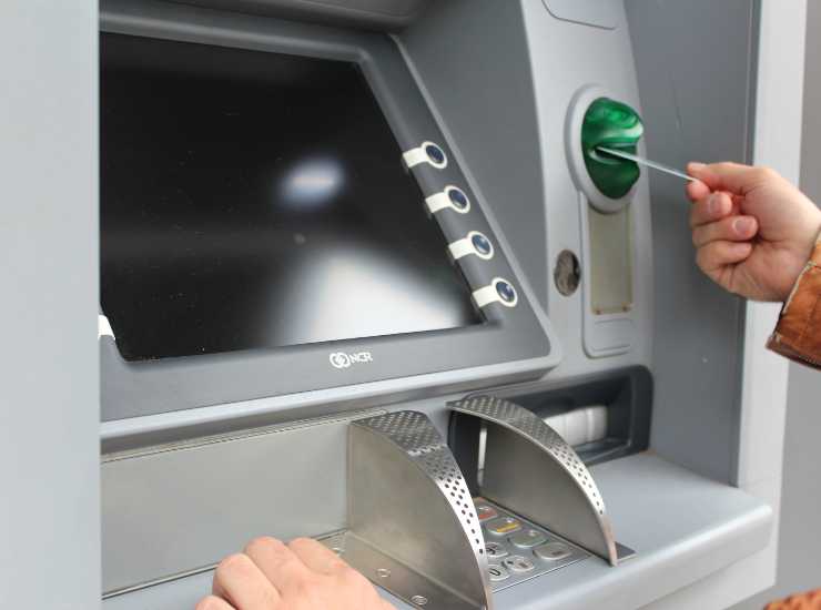 Addio ai bancomat per sempre - Dentrolanotiziabreak.it (Fonte foto Canva)
