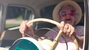 Cambiano le regole per gli automobilisti over 70 - dentrolanotiziabreak.it - 20250811