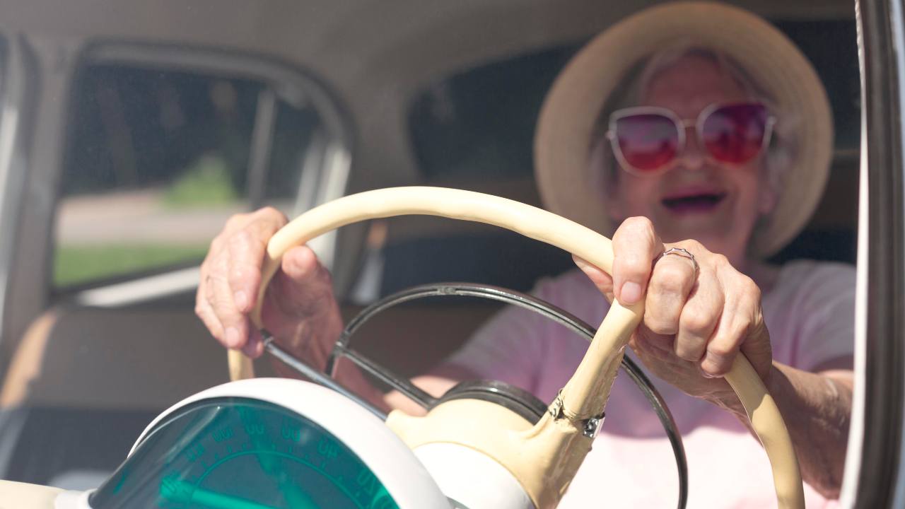 Cambiano le regole per gli automobilisti over 70 - dentrolanotiziabreak.it - 20250811