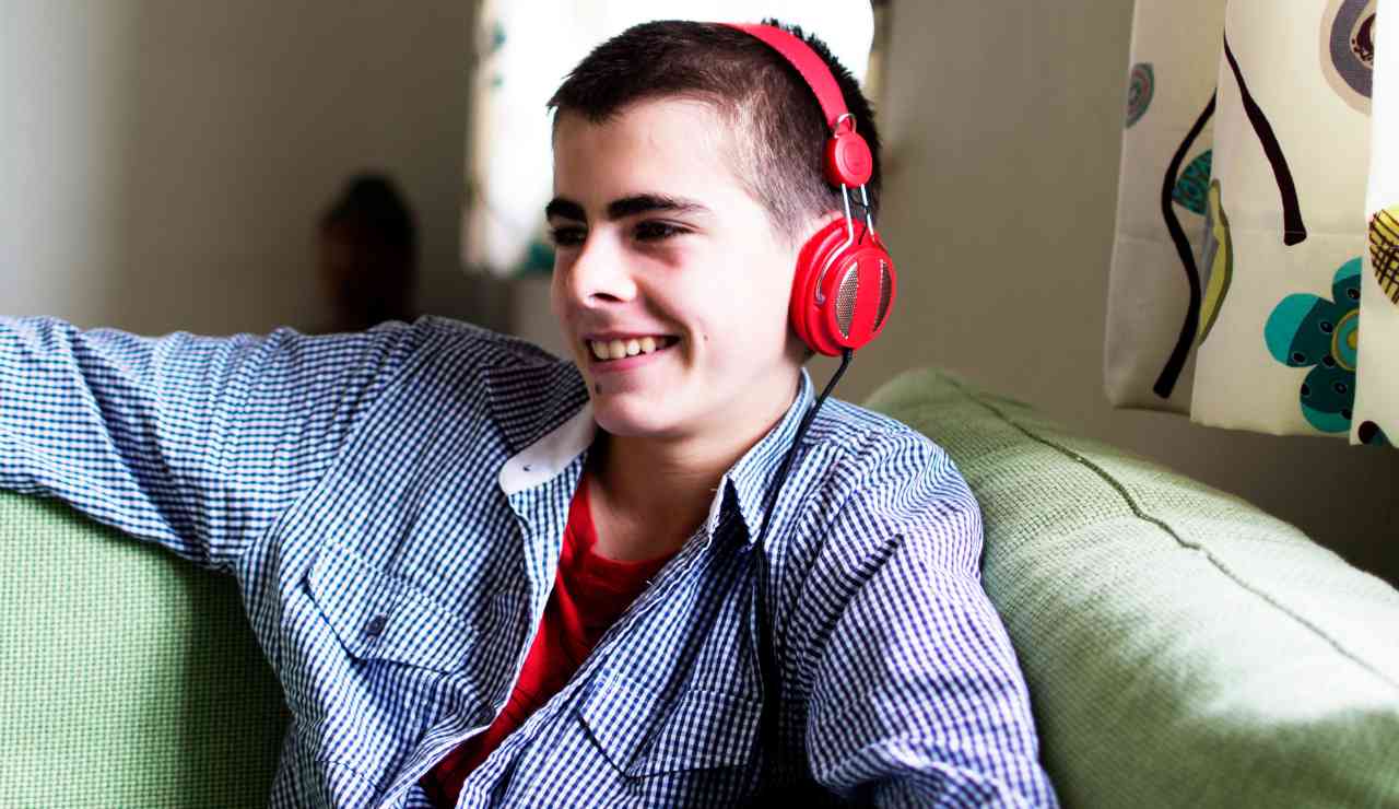 Divieto ascolto musica rap - Dentrolanotiziabreak.it (Fonte foto Canva)