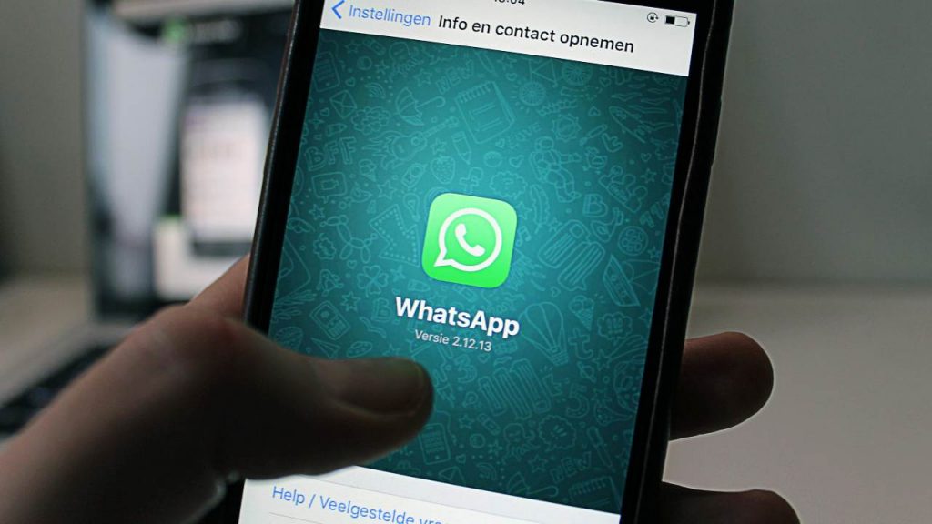 Messaggi WhatsApp, così diventano reato - dentrolanotiziabreak.it - 20250829