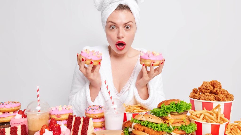 Multe per chi mangia cibi calorici - dentrolanotiziabreak.it - 20250829