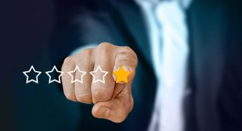 UFFICIALE – Divieto recensioni ai ristoranti: se sbagli a scrivere ti danno anche 10.000€ di multa per poca attenzione
