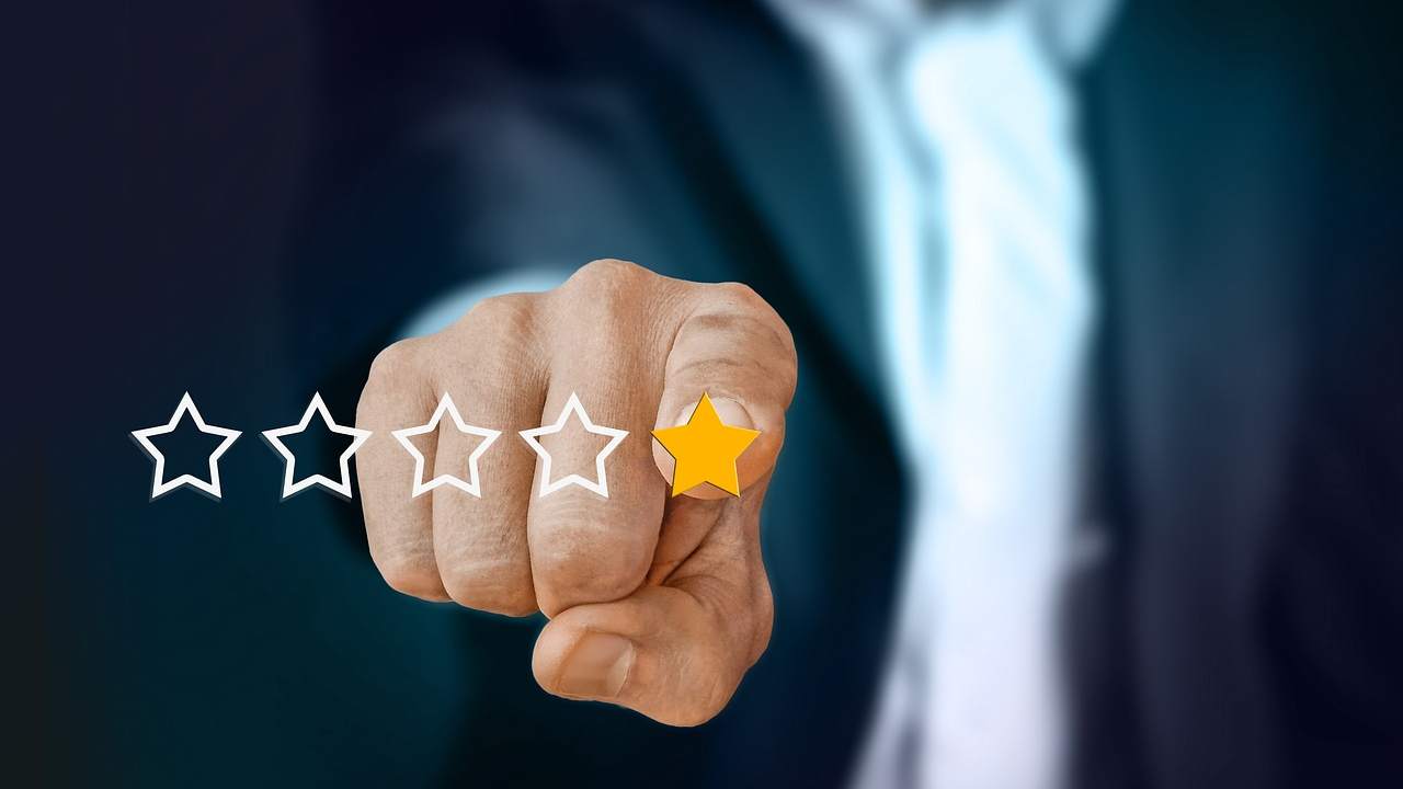 Recensioni false, ora la legge le punisce - dentrolanotiziabreak.it - 20250813