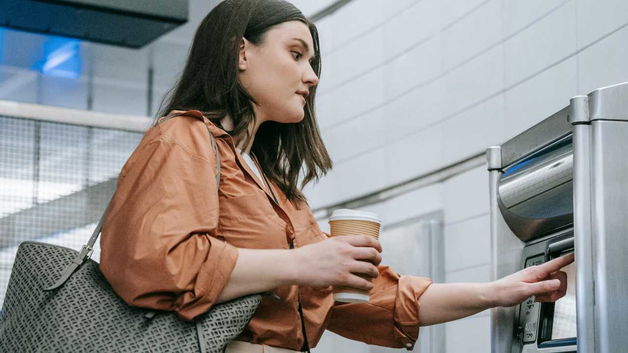 Bancomat bloccati, stop ai prelievi - dentrolanotiziabreak.it - 20250918