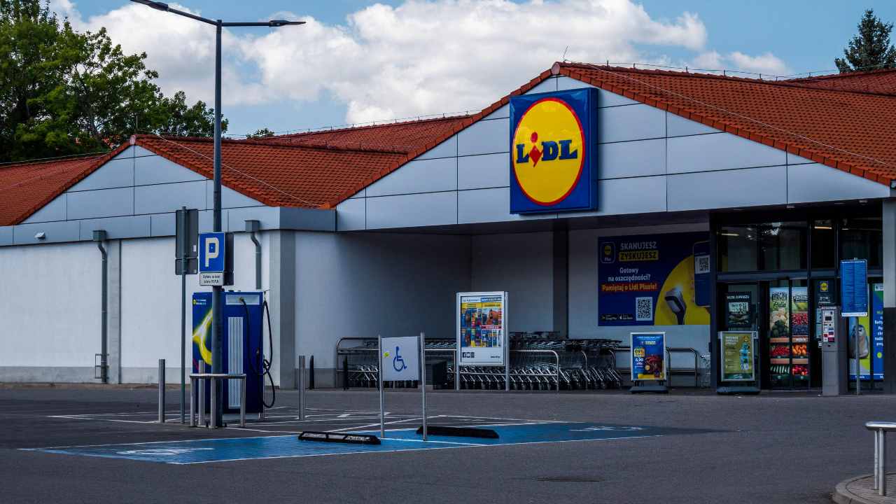 Lidl batte Nike, l'offerta sulle scarpe sportive - dentrolanotiziabreak.it - 20250910