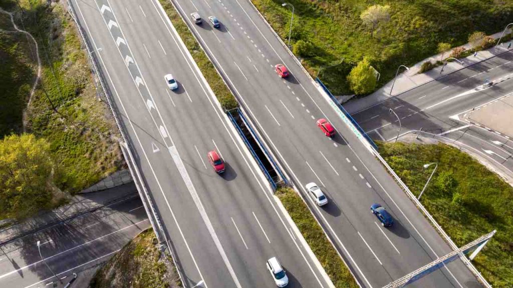 Milioni di automobilisti fermati ai posti di blocco - dentrolanotiziabreak.it - 20250901