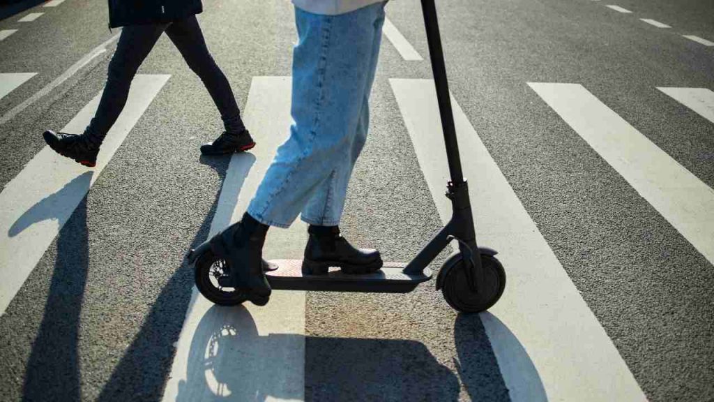 Stop ai monopattini - dentrolanotiziabreak.it - 20250911