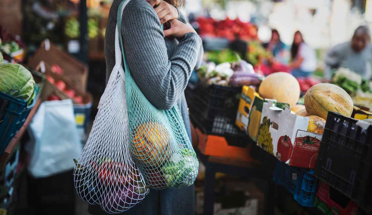 Verdura pagata a peso d'oro - Dentrolanotiziabreak.it (Fonte foto Canva)