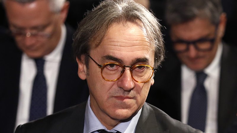 Carburanti, Bonelli attacca Meloni: tassare gli extraprofitti dei petrolieri