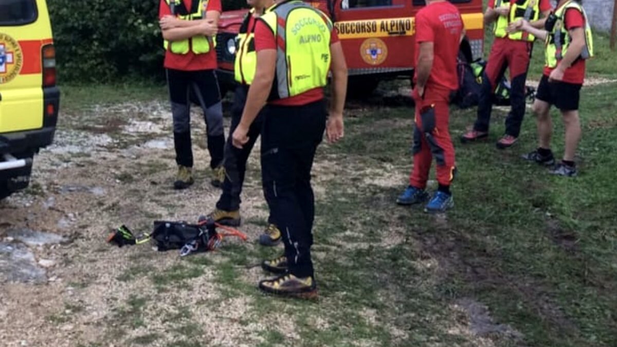 Escursionisti bloccati sul Monte Grolla: coppia olandese salvata nella notte