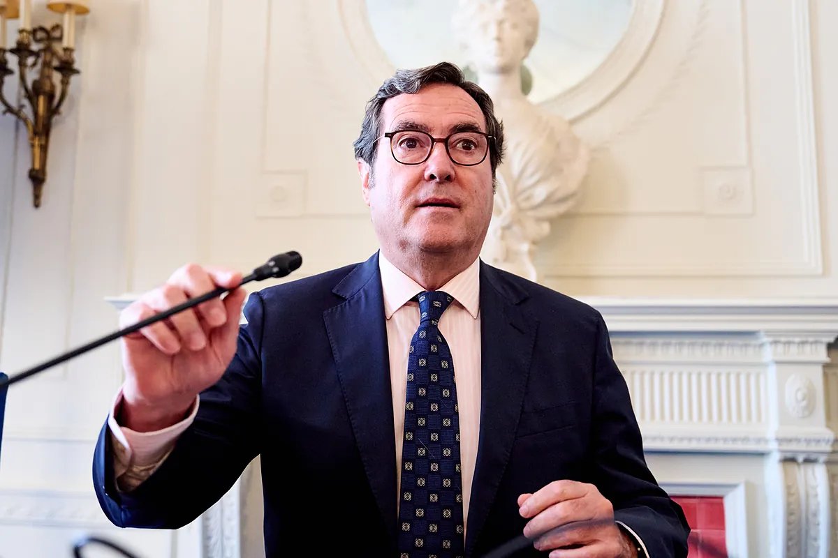 Imprenditori spagnoli preoccupati per l’impatto della crisi in Ceuta: chiedono supporto per le attività economiche