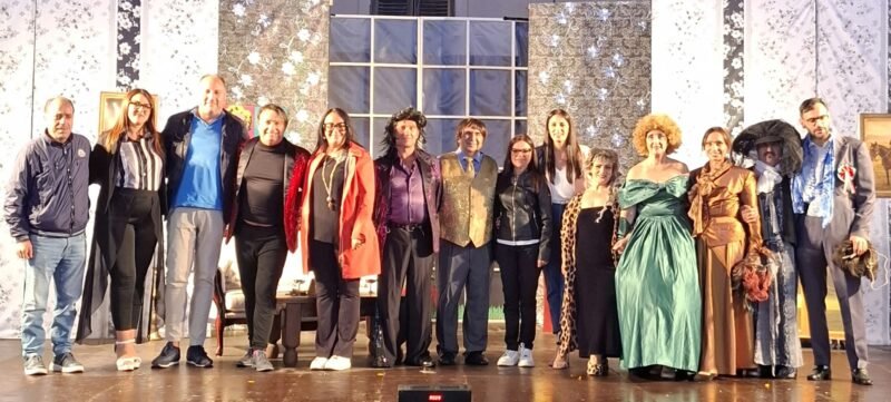 Grande successo per la commedia “Donna Fugata” a Riesi in onore di Santa Maria di Loreto