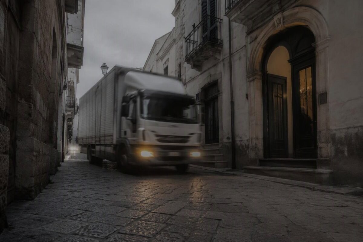 Mafia sfrutta anziani facoltati a Palermo con racket immobiliare